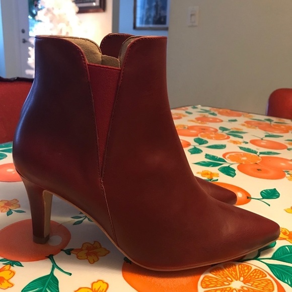 Bhava Studio Blondie Ankle Bootie Cherry Red Sz 6 - Picture 2 of 10